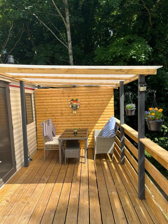 Unique Caravan With Outdoor Space Ballantrae Exterior photo